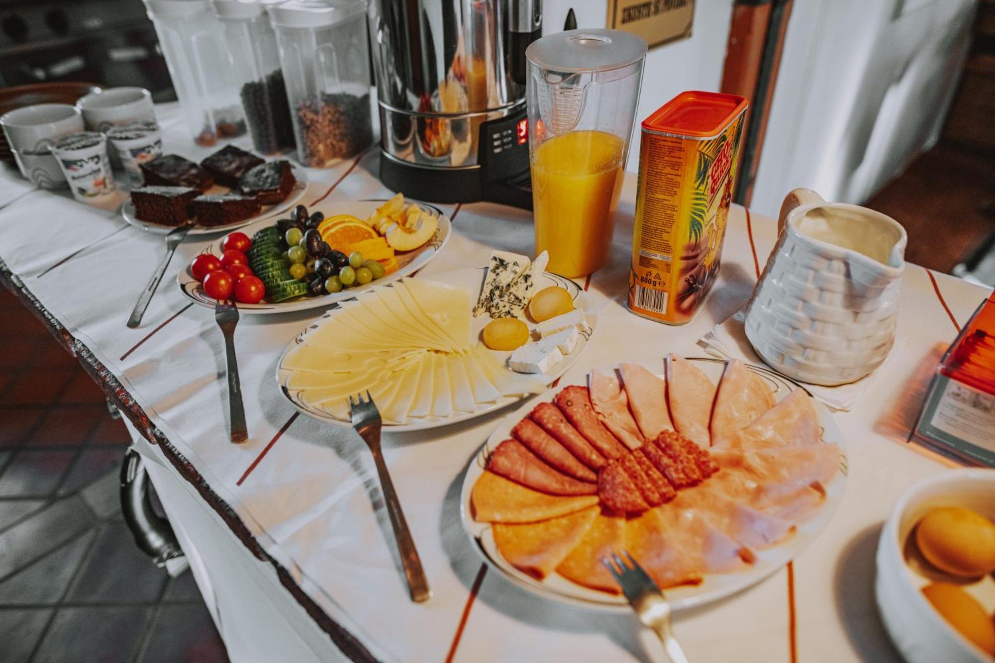 Belsky Dvur Hotel Bely Bagian luar foto