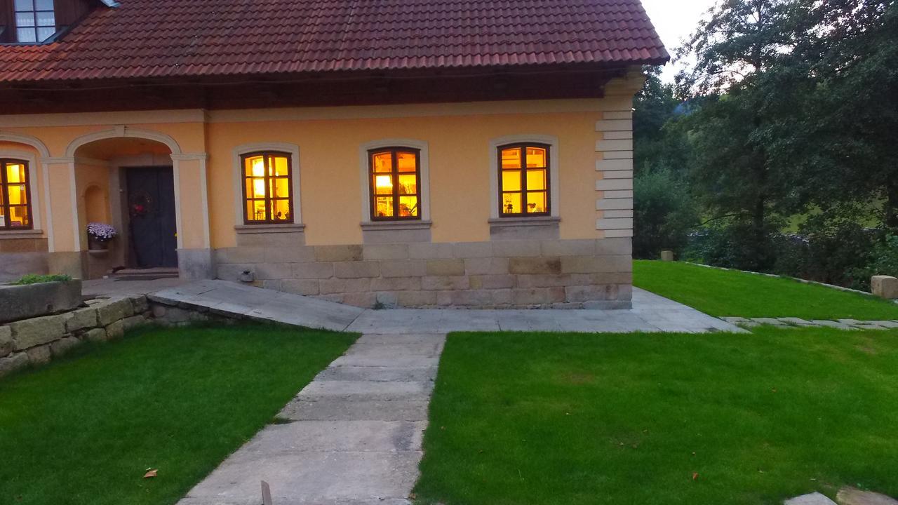 Belsky Dvur Hotel Bely Bagian luar foto